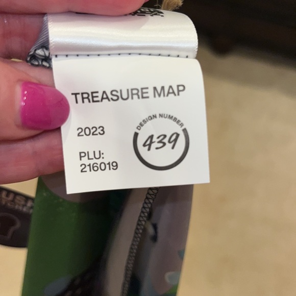 Lush Treasure Map wrap - Picture 2 of 2